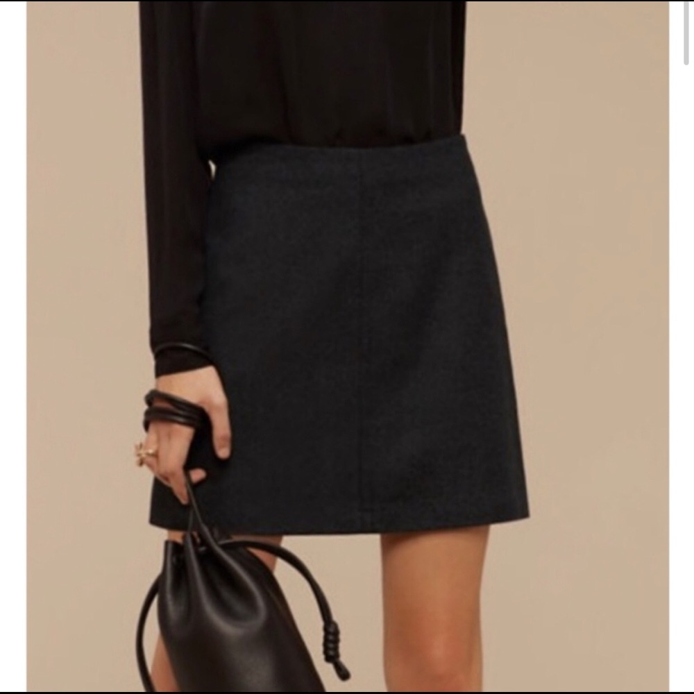 Aritzia Wilfred Essonne Wool Cashmere Mini Skirt